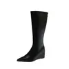 Nueva colección Otoño-Invierno 2026: Botas altas hasta la rodilla para mujer con un tacón ligeramente elevado, diseñadas para hacer que las piernas parezcan más delgadas, con una silueta de pierna recta y un estilo ecuestre a la moda.