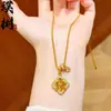 Loja de Ouro Mesmo Estilo Banhado a Ouro Gelo Triturado Trevo de Quatro Folhas Cabacinha Colar para Mulheres, Versátil e Elegante, Borboleta em Forma de Coração Corrente de Clavícula Joia