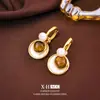 Pendientes de Aguja de Plata Estilo Retro de Hong Kong de Alta Gama Color Maillard Pendientes de Mujer para el Trabajo Estilo Artístico Elegantes de Lujo Ligero