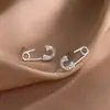 Aretes Broche Moda Femenina Diseño Creativo de Nicho Gama Alta Simple Exquisito Temperamento Versátil Adornos para Orejas de Uso Diario