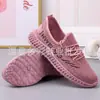 Fábrica mais placa velha Pequim sapatos de pano senhoras primavera e outono estudantes sapatos voar tecido tecido sapatos de caminhada confortáveis respiráveis