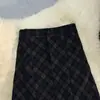 Tres Estándares Completos, Calidad Tmall, Borde de Cinco Líneas, Falda de Pana Azul-Gris a Cuadros Cepillada, Engrosada para Otoño e Invierno
