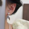 Aretes de Borla de Perla Cola de Pez de Metal Aguja de Plata Lujo Accesible Aretes Elegantes y Atmosféricos de Alta Gama Aretes Únicos y Hermosos para Mujer