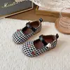 Zapatos de Cuero a Cuadros Estilo Coreano Mary Jane para Niñas 2026 Primavera y Otoño Nuevos Dulces de Boca Baja Zapatos de Salón Versátiles Elegantes Zapatos de Princesa