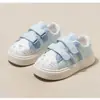 Zapatos Gruesos de Velcro con Lunares Lindos y Femeninos para Niñas 2026 Otoño/Invierno Nuevo Estilo Estudiante Versátiles Zapatos Blancos Pequeños