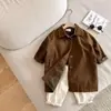Jaqueta corta-vento infantil 2026 Nova Primavera e Outono Estilo Coreano Moda Masculina Roupa Externa Comprimento Médio Bebê Versátil Casual Top