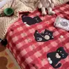 Colcha de terciopelo de leche estilo Ins, juego de ropa de cama de cuatro piezas para otoño/invierno, edredón cálido con diseño de pompón, núcleo de edredón de invierno engrosado, juego de ropa de cama