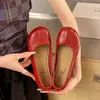 Mary Jane 2026 Confortável Solado Macio Novo Estilo Couro Super Macio Sapatos Baixos Retrô Verão Mocassins com Fenda Sapatos Baixos de Corte Raso Femininos