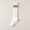 Calcetines hasta la pantorrilla para mujer otoño e invierno engrosados media caña calcetines altos de dos rayas estilo preppy moderno ins calcetines de montón