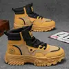 Botas Martin para hombre, nuevas botas de trabajo de caña alta para otoño e invierno, botines deportivos casuales gruesos de moda versátiles