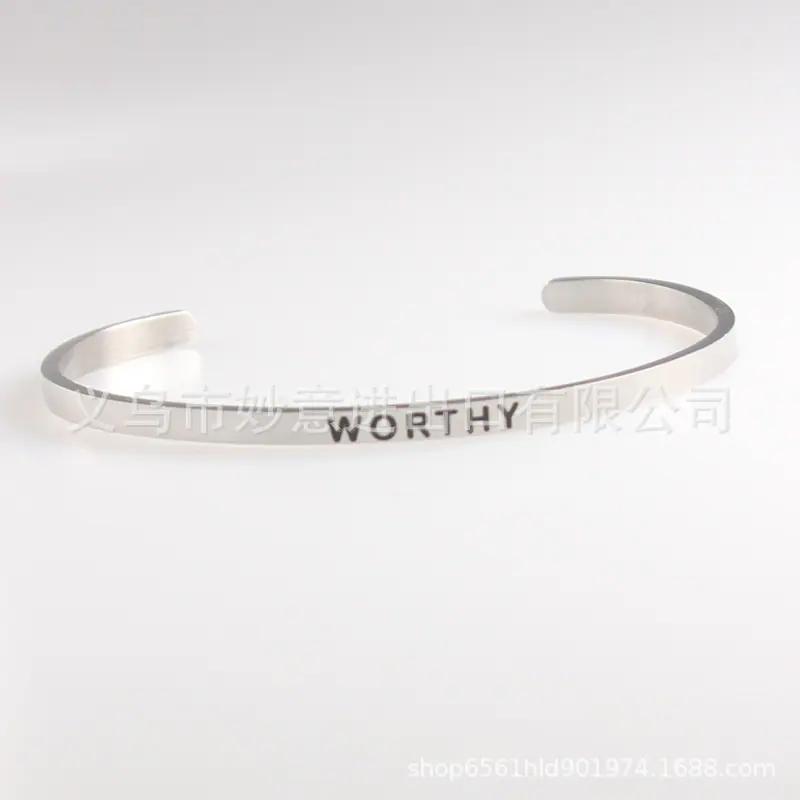 WORTHT.JPG