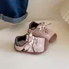 Nuevos zapatos deportivos casuales para niños 2026 primavera y otoño, zapatos transpirables para bebé para niños y niñas, zapatos de entrenamiento ligeros, zapatos para niños pequeños