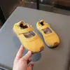 Zapatos Birkenstock Princess para Niñas Primavera/Verano 2025 Nuevos Zapatos Infantiles Retro de Cuero para Niños Pequeños Zapatos de Suela Suave para Bebé