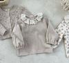 Roupa Infantil Estilo Coreano Bebê Primavera e Outono Algodão Macio Gola de Renda Floral Cor Lisa Camiseta Básica Bebê Versátil Top de Algodão