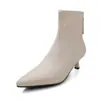 Botas curtas elásticas de PU para mulheres, botas de corte justo, novo estilo coreano para outono e inverno, bico fino, zíper traseiro, botas curtas de salto alto fino para mulheres