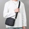 Bolso de Hombro Nuevo para Hombre Primavera 2026, Mochila Casual de Moda para Hombre, Bolso Cruzado Simple, Bolsa Impermeable, Bolso Horizontal para Hombre