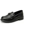 2026 Zapatos Planos Nuevos Cómodos Suela Plana Estilo Británico Zapatos Pequeños de Cuero Zapatos Individuales Tacón Plano Metálico Zapatos de Trabajo Punta Redonda