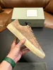Zapatillas casuales de gamuza para hombre, estilo transfronterizo TF, color caqui, suela beige semitransparente, versátiles para el uso diario
