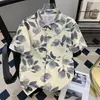 Camisas florais casuais estilo havaiano tailandês para homens e mulheres, sensação relaxada de verão, adequadas para o Festival da Água, camisas florais de casal para a praia, estilosas