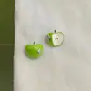 Pendientes de Tuerca Asimétricos Creativos Personalizados Manzana Verde Aguja Chapada en Plata Esmalte Glaseado por Goteo Circonita Pendientes Divertidos para Mujer estilo Ins