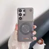 Adecuado para Samsung S26Ultra, funda de teléfono de cuero liso con soporte magnético giratorio de aromaterapia, cubierta protectora avanzada anti-caídas S25U