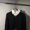 Suéter de Punto Polo Falso de Dos Piezas con Cuello en V de Alto IQ para Hombre Temporada Otoño/Invierno Diseño con Sentido Estilo Old Money Chaqueta de Punto Casual
