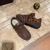 Zapatillas de entrenamiento alemanas de cuero con estampado de leopardo, para mujer, con cordones, suela blanda, nueva colección de otoño, zapatillas casual retro, versátiles y elegantes