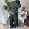 Camiseta retro de rayas negras y grises estilo callejero americano 26AW para hombre, de manga larga, hombros rectos, cuello redondo, corte ajustado, camiseta básica agradable para la piel