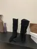 2026 Nuevas Botas con Flecos Estilo Retro Tacón Grueso Aumentador de Altura Punta Puntiaguda No por Encima de la Rodilla Botas de Caballero Estilo Páramo Botas de Tacón Apilado Adelgazantes