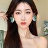Pendientes de mariposa con diamantes de imitación de colores exquisitos y súper hada, modernos y frescos, para niña, a la moda y muy populares.
