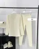 Camiseta térmica de manga larga para mujer, cuello en V, forro polar mousse cálido, otoño/invierno, 10A, acanalada elástica antibacteriana, corte ajustado