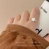 Elegante Retro Branco Camélia Anel Feminino Nicho Design Moda Personalizado Luz Luxo Ajustável Anel de Dedo Indicador