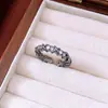 Anillo Abierto Envuelto en Forma de Cruz Incrustado con Circonitas, Exquisito y Versátil, Estilo Dulce y Fresco, Anillo para el Dedo Índice, Joyería Única y Elegante, Estilo Minimalista