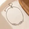 Pulseira de Ferradura com Zircônia Estilo Luxo Leve para Mulheres, Design de Nicho Luxo Leve, Joias de Alta Qualidade, Joias Simples com Zircônia Embutida Atacado