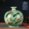 Vaso de cerâmica de Jingdezhen com esmalte celadon, arranjo de flores estilo chinês novo, decoração para casa para sala de estar, prateleira de exposição, hall de entrada e rack de TV