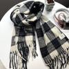 Bufanda de Cuadros Rojos Navideños de Invierno 2024 Cachemira Imitación Espesada Ambiente Chal de Moda Bufanda Regalo para Estudiantes
