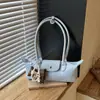Bolso tipo baguette de lujo de nicho estilo francés, bolso tipo dumpling moderno y a la moda, adecuado para el uso diario, bolso versátil y moderno para hombro y debajo del brazo