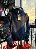 Moletom com capuz e botões estilo americano para homens, design de outono com retalhos xadrez, jaqueta de casal nicho desconstruída