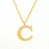 En Stock al por Mayor Colgante Alfabeto de 26 Letras con Diamantes de Acero Inoxidable Europeo y Americano Cadena para Clavícula Collar de Acero de Titanio para Mujeres