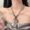 Collar multicapa de estilo palaciego retro europeo y americano con un ambiente vintage, cadena para la clavícula de nicho de moda, dulce y genial