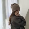 En Stock Fábrica Al Por Mayor Otoño e Invierno Gorro Holgado 100% Lana para Mujer, Circunferencia de Cabeza Grande, Efecto Adelgazante, Gorro Cálido de Pareja, Gorro Turbante