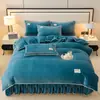Conjunto de Três ou Quatro Peças de Cor Sólida Espessado em Leite de Pelo Falso Estilo Saia de Cama de Flanela de Inverno Alta Gramatura Dropshipping
