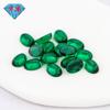 Huagang Gema Forma de Huevo Verde Nano Piedra Desnuda Gema Artificial Oval Base Plana Cara Lisa Venta al por Mayor Cara de Arco DIY Principal