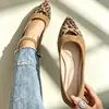 Sapatos Rasos com Tiras Cruzadas Plus Size Feminino 2026 Nova Coleção Primavera/Outono Sapatos Femininos Decote Baixo Bico Fino Moda Sapatos de Salto Baixo Feminino