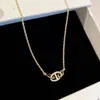 Collar colgante de cerdo con nariz de botón y circonita estilo Xiaohongshu, una cadena para la clavícula única y elegante con un diseño minimalista y personalizado para mujeres