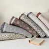 Conjunto de colcha de renda de gaze dupla com estampa floral retrô estilo coreano, incluindo uma capa de colchão acolchoada espessa e uma lençol de tatame, adequado para todas as estações