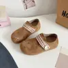 Novo Estilo Fresco e Simples Slip-On Bico Fechado Estampa de Estrelas Sapatos Planos Preguiçosos Birkenstock para Mulheres 88-7559