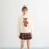 Comércio Transfronteiriço Outono e Inverno Retrô Americano Imitação de Visão Laço Urso Gola Redonda Suéter Tricô para Mulheres Tricô de Outono Peça Externa