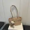 Bolsa de Hombro de Cuero Suave Nueva Otoño 2026 para Mujer Versátil Sensación de Alta Gama Bolso de Hombro Único Temperamento a la Moda Simple al por Mayor Bolsos para Mujer