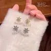 @Estilo Moderno: Pendientes de Perla Copo de Nieve Super Brillantes, Uso de Dos Maneras, Lujo Ligero de Nicho, Pendientes Versátiles de Alto Valor